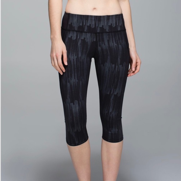 Lululemon Top Speed Crop leggings - Picture 1 of 11